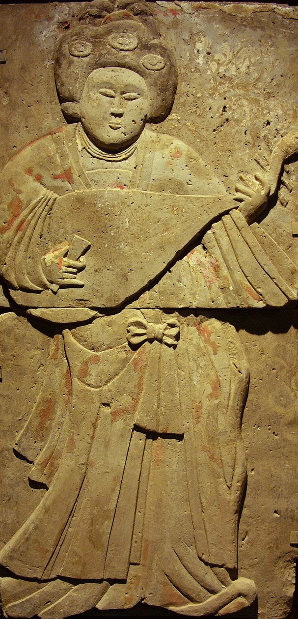 Terrakotta-Stele mit Musiker, Tang-Dynastie (618-907), entdeckt in der Provinz Shaanxi, Stelenwald-Museum in Xian. Fotografie, Leonard de Selva, China, 2006. von Tang Dynasty Chinese School