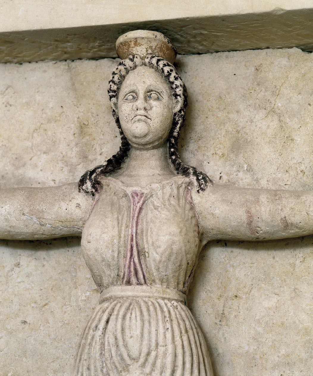 Thrakisches Grab von Sveshtari, Detail einer Frauenstatue in Atlas, 3. Jahrhundert v. Chr. (Steinskulptur) von Thracian Thracian