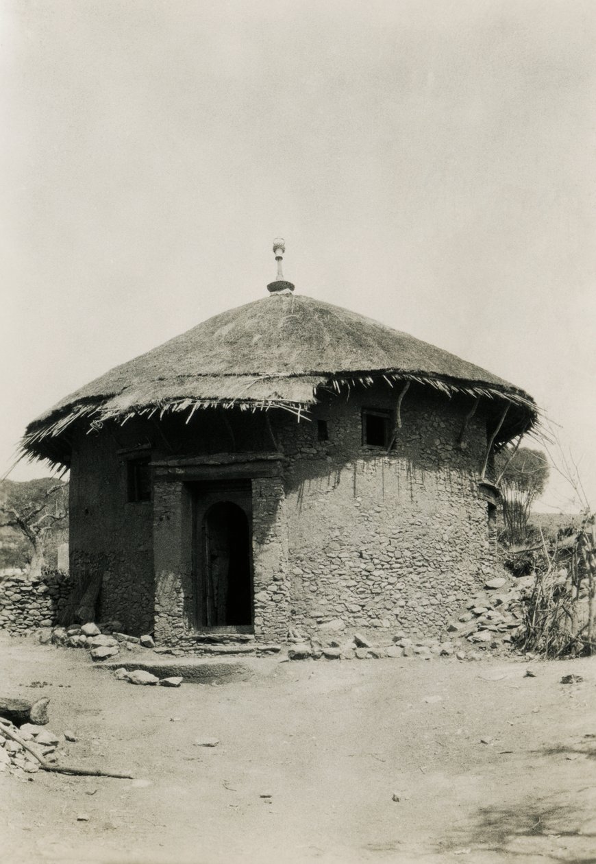 Runde Hütte mit Strohdach, Axum, Äthiopien, Fotografie von Ugo Monneret de Villard von Ugo Monneret de Villard