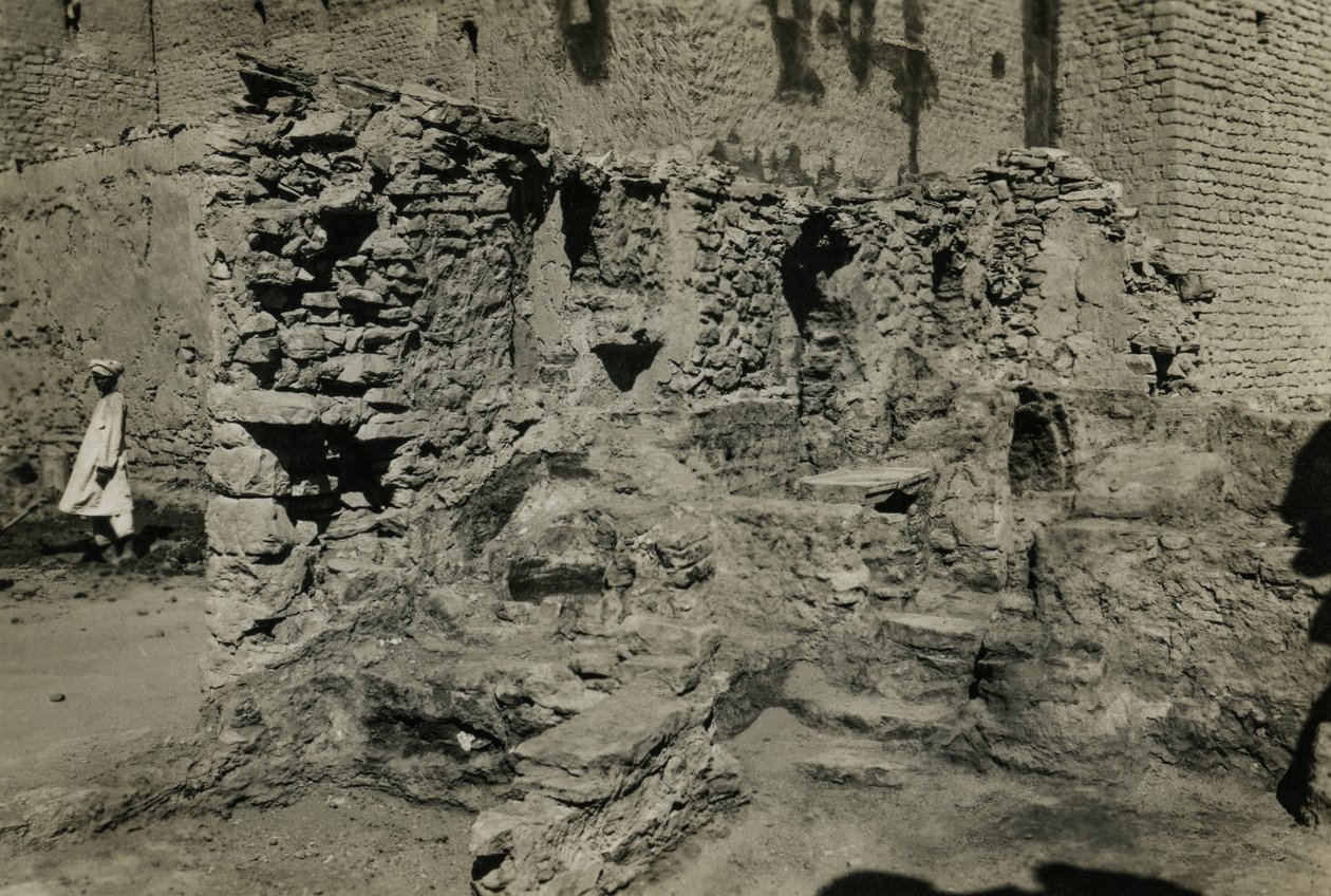 Ruinen der Kirche im Kloster St. Simeon, Assuan, Ägypten von Ugo Monneret de Villard