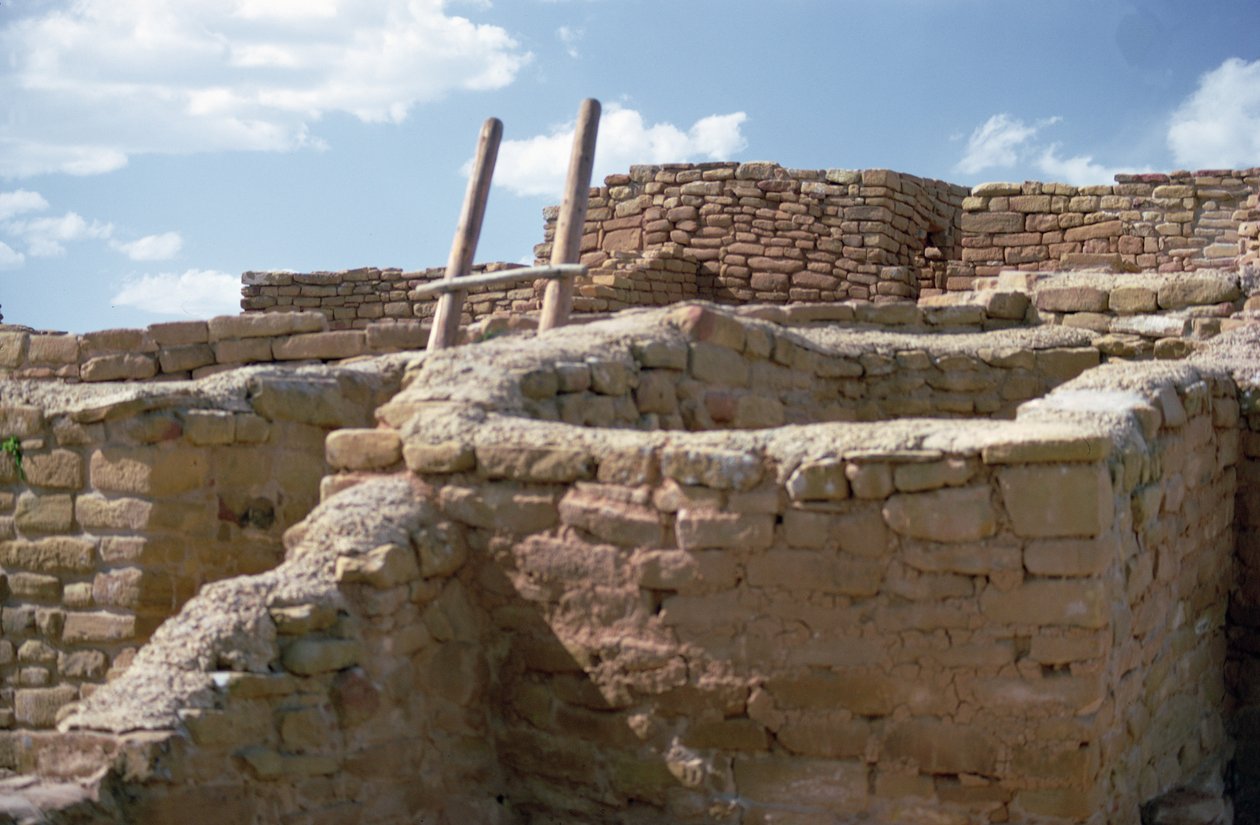 Pueblo-Indianer-Wohnung und Kiva, gebaut im 11.-14. Jahrhundert von Unbekannt Unbekannt