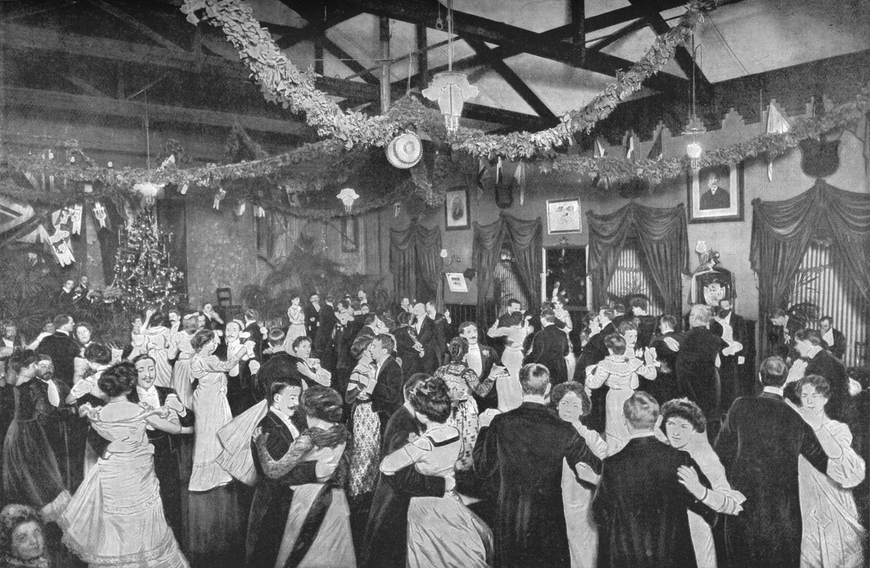Ein Weihnachtsball im Deutschen Gymnasium, London, um 1902-1903 von Unbekannt