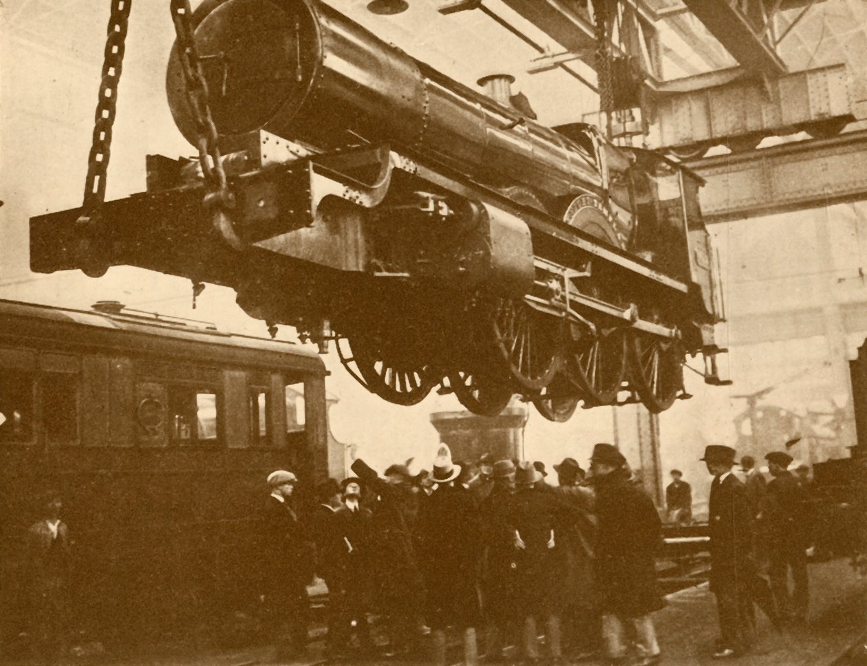 Ein großer westlicher Ritter für die Inspektion von Schülern, die Swindon besuchen, um 1930 von Unbekannt