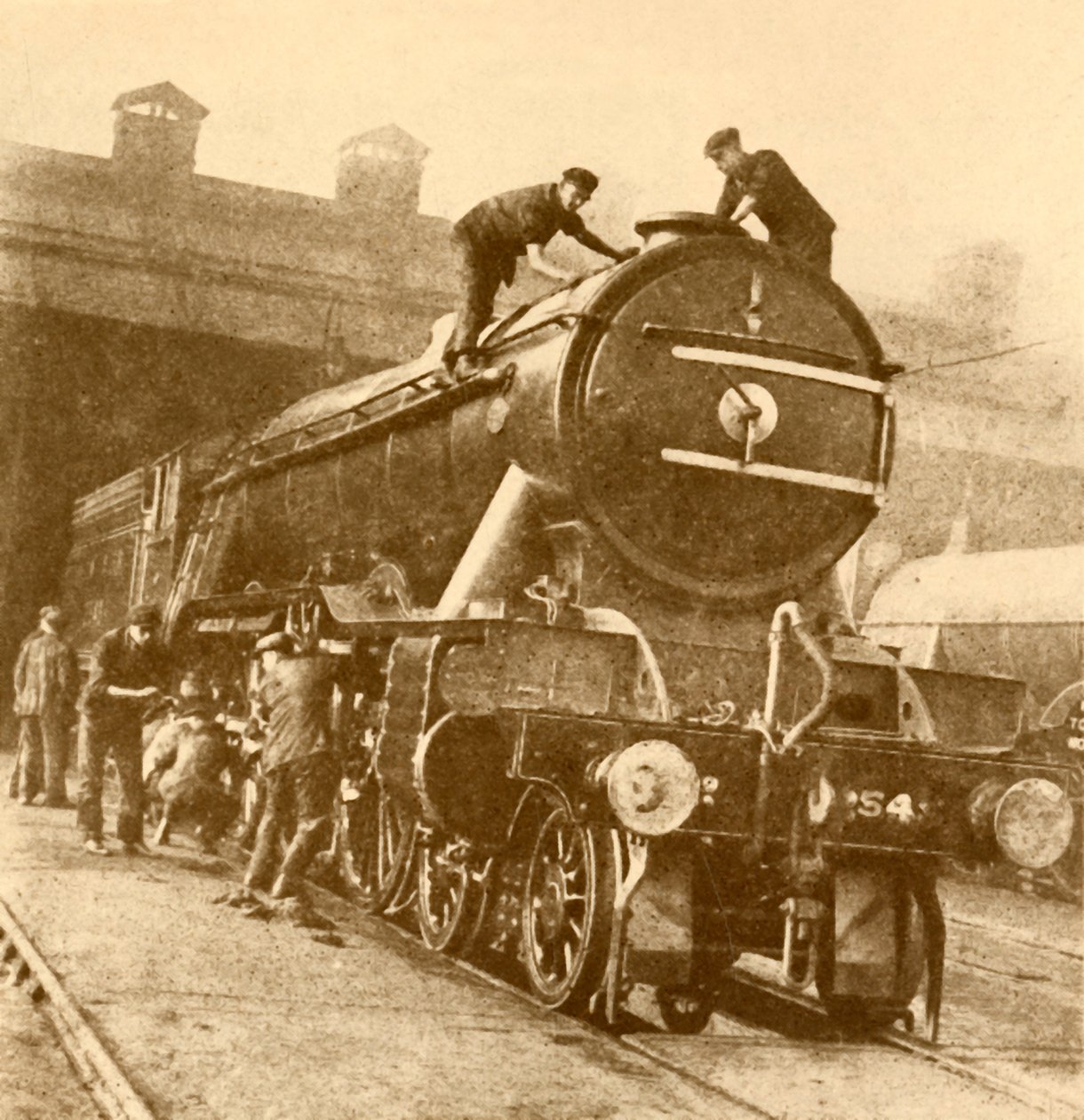 Eine Wäsche und Bürste für den Flying Scotsman, um 1930 von Unbekannt