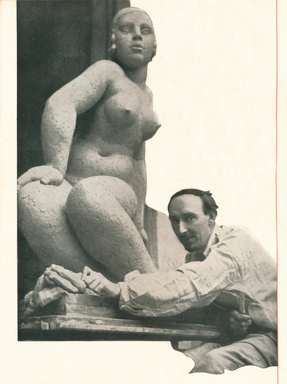 Ein Kamee von Frank Dobson Booths hat die Magie von Pygmalion. Es lässt sogar einige Statuen zum Leben erwachen von Unbekannt