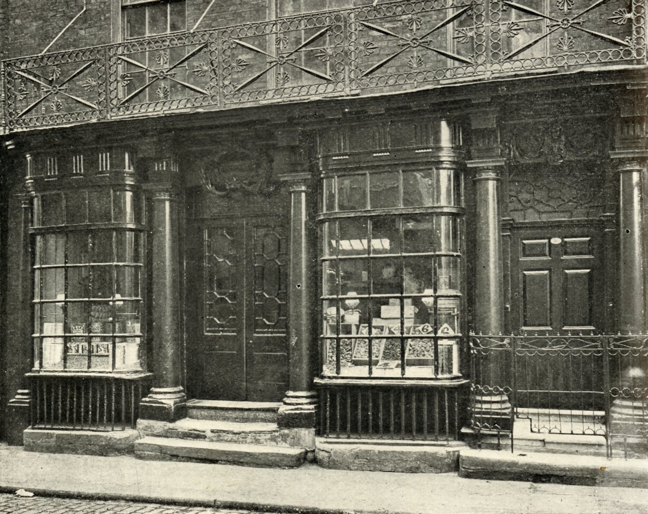Ein feines Geschäft in Artillery Row, Houndsditch, London, aus der zweiten Hälfte des 18. Jahrhunderts von Unbekannt