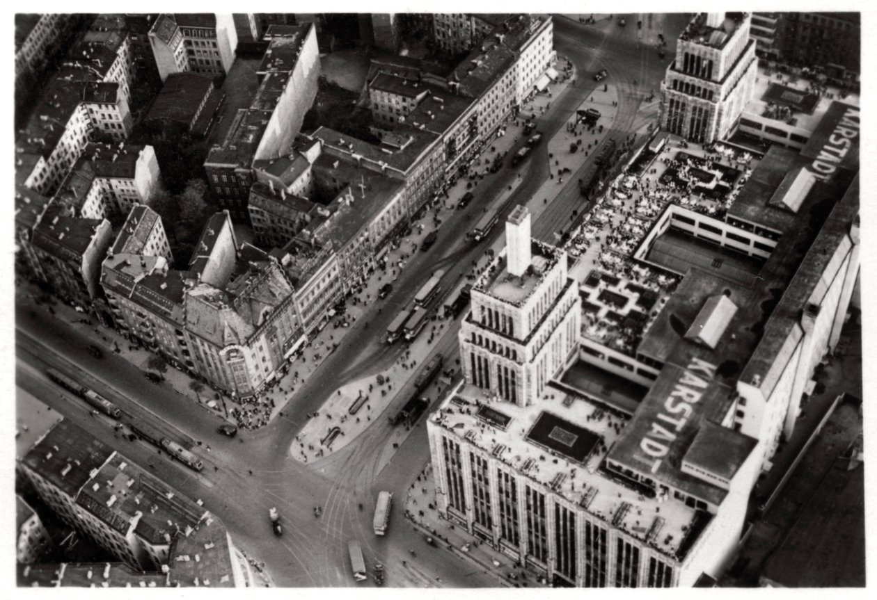 Luftaufnahme von Hermannplatz, Berlin Neukölln, Deutschland, von einem Zeppelin, um 1931 1933 von Unbekannt