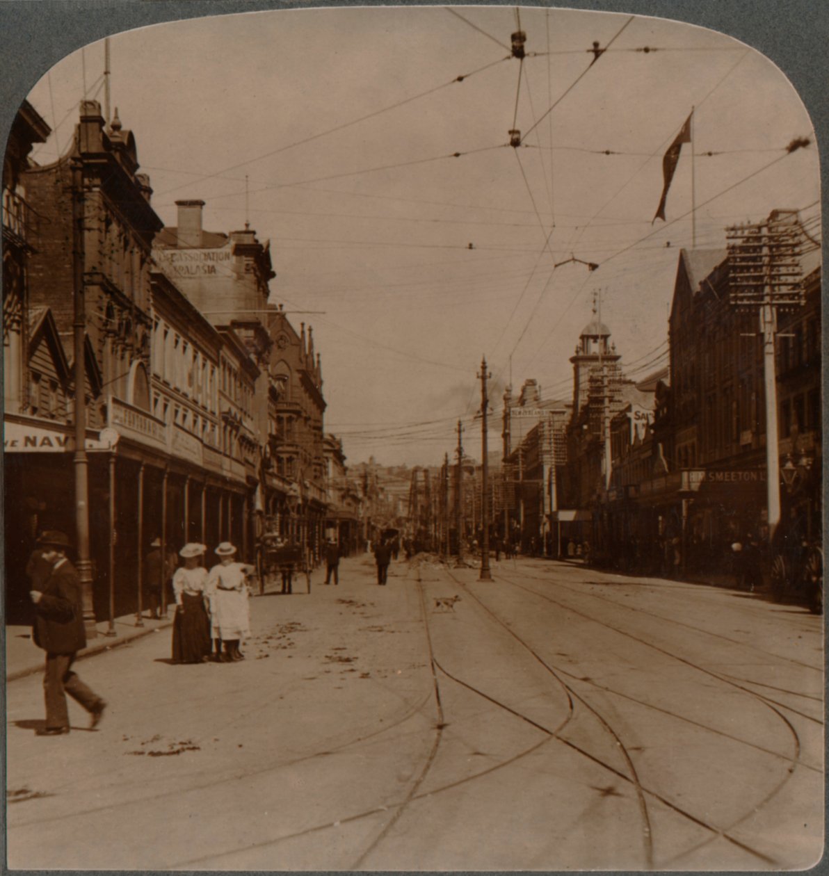 Aucklands Hauptgeschäftsstraße, Queen St., Blick nach Süden, Neuseeland, ca. 1900 von Unbekannt