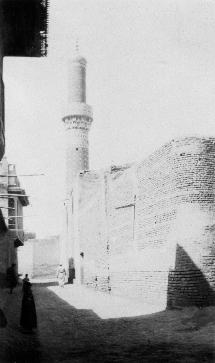 Hintergasse und alte Moschee, Bagdad, Irak, 1917-1919 von Unbekannt