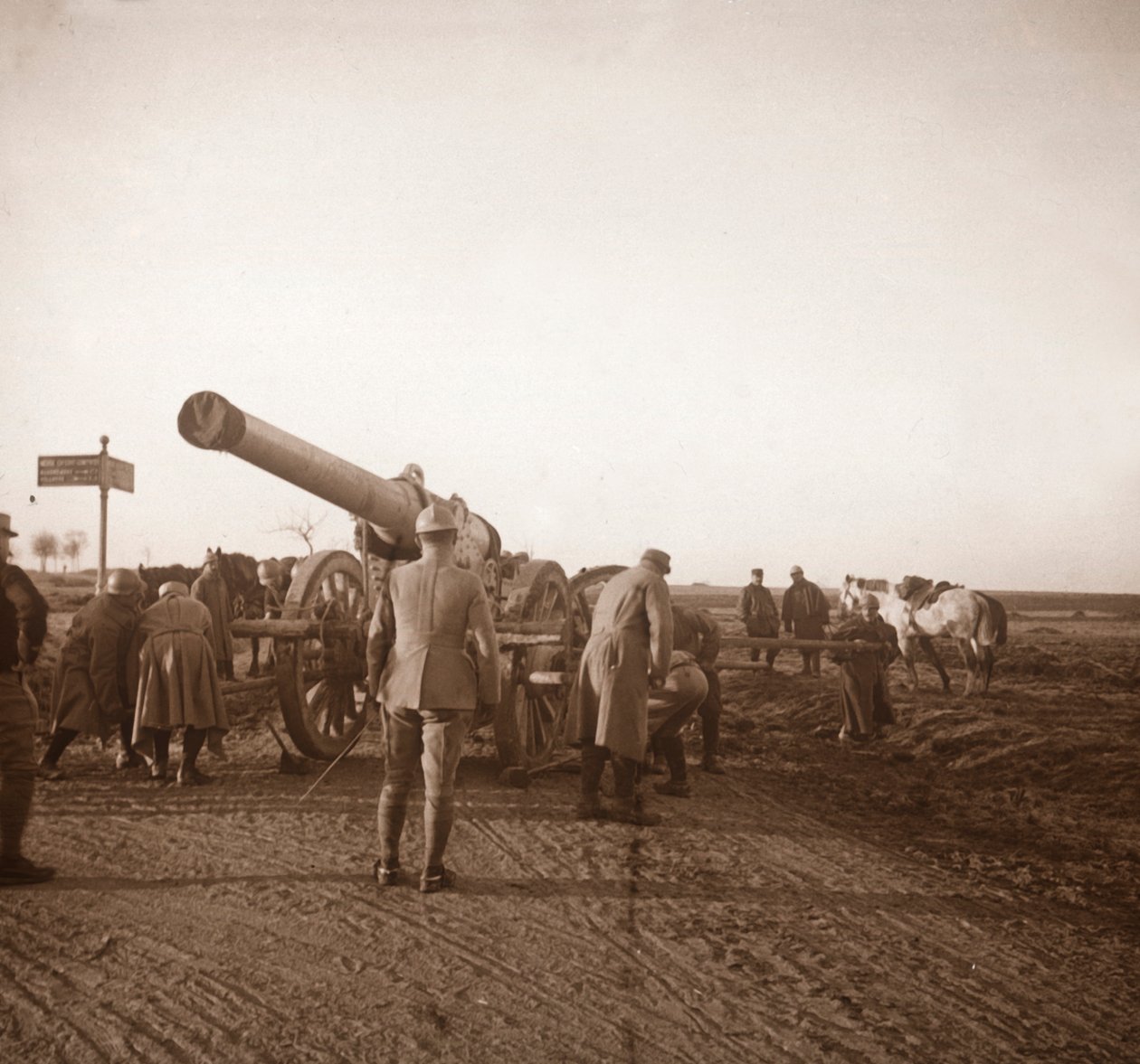 Kaputte schwere Artillerie, Somme, Nordfrankreich, um 1914-1918 von Unbekannt