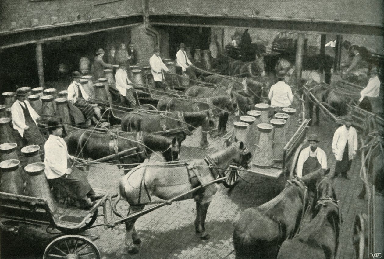 Lieferwagen starten vom zentralen Depot von Freeth und Pocock in Vauxhall, 1902 von Unbekannt
