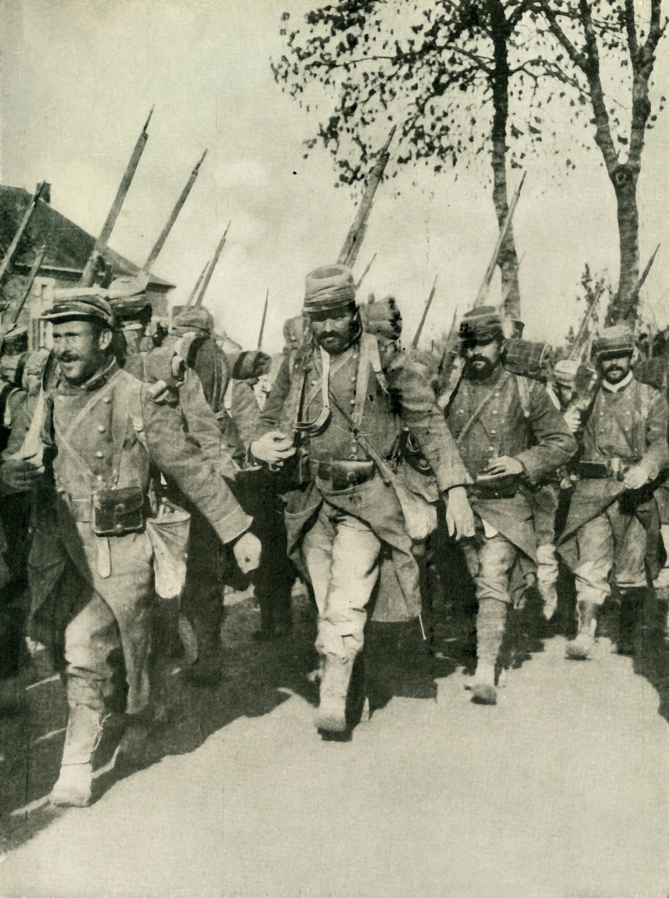 Französische Truppen auf dem Marsch, Erster Weltkrieg, 1914-1918, ca. 1920 von Unbekannt