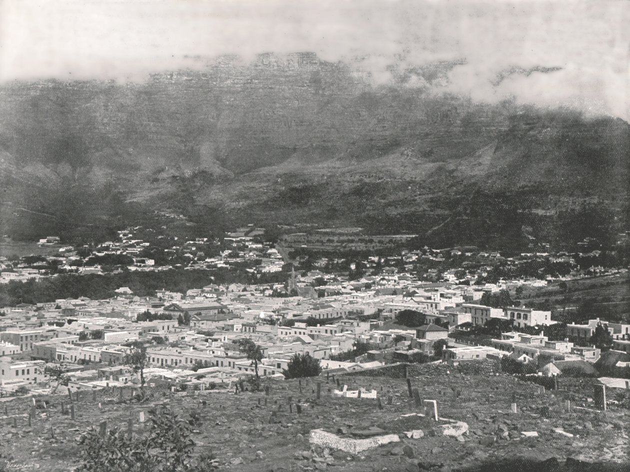 Gesamtansicht mit dem in Dunst gehüllten Tafelberg, Kapstadt, Südafrika, 1895 von Unbekannt