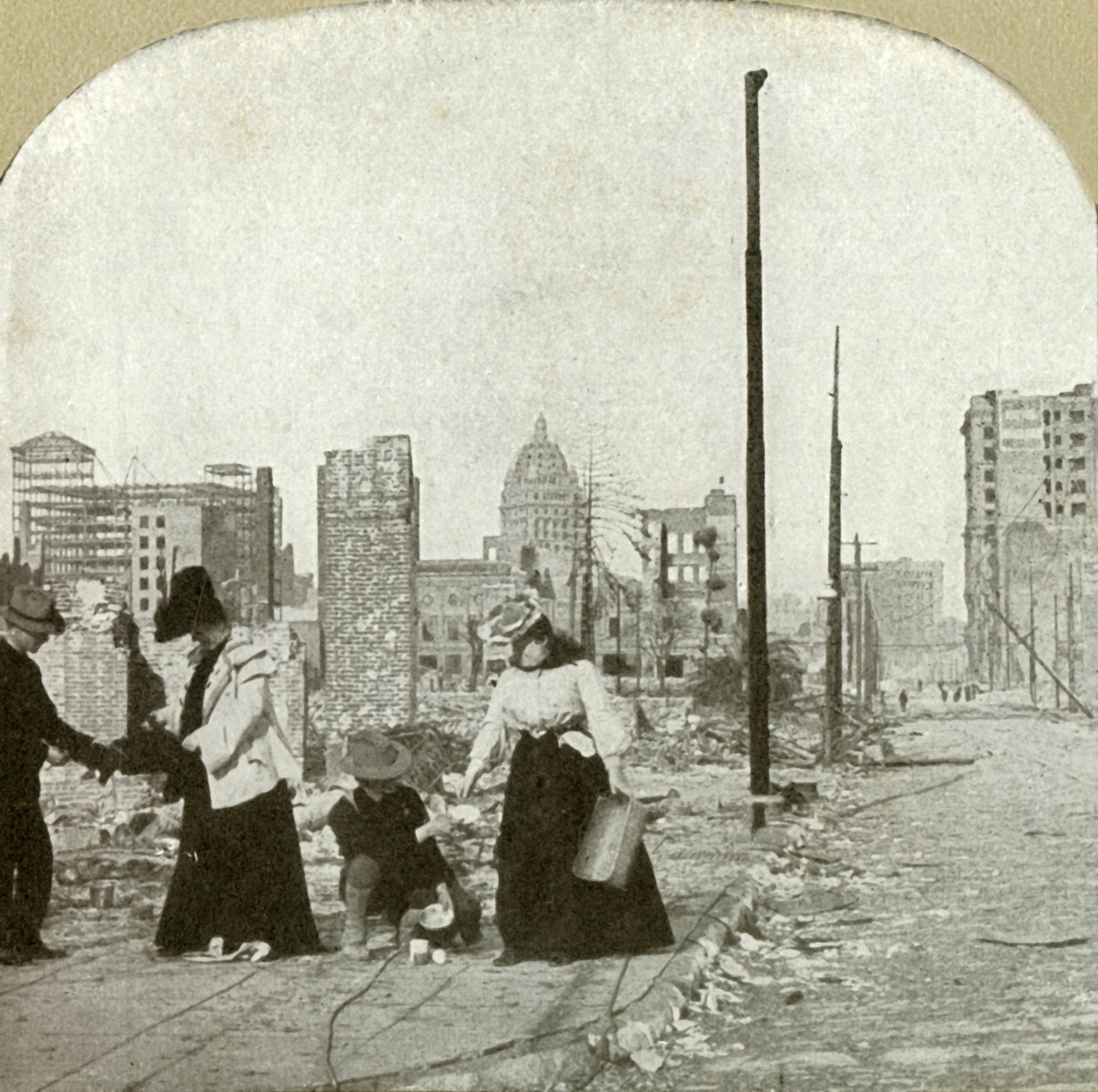 Blick nach Osten von der Ecke Ellis und Jones - Hohes Gebäude, The San Francisco Call, 1906 von Unbekannt