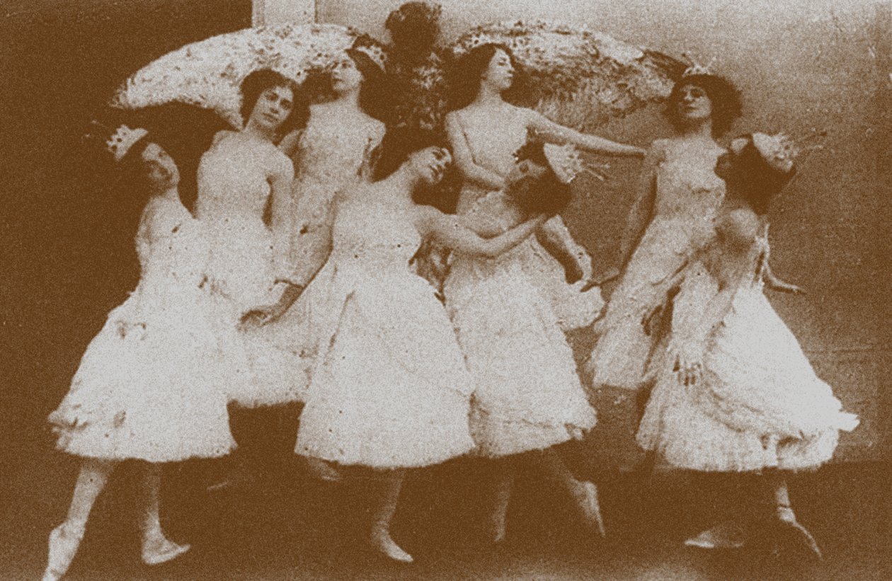 Olga Preobrajenskaya als Odette mit Schwänen im Ballett Schwanensee von Unbekannt