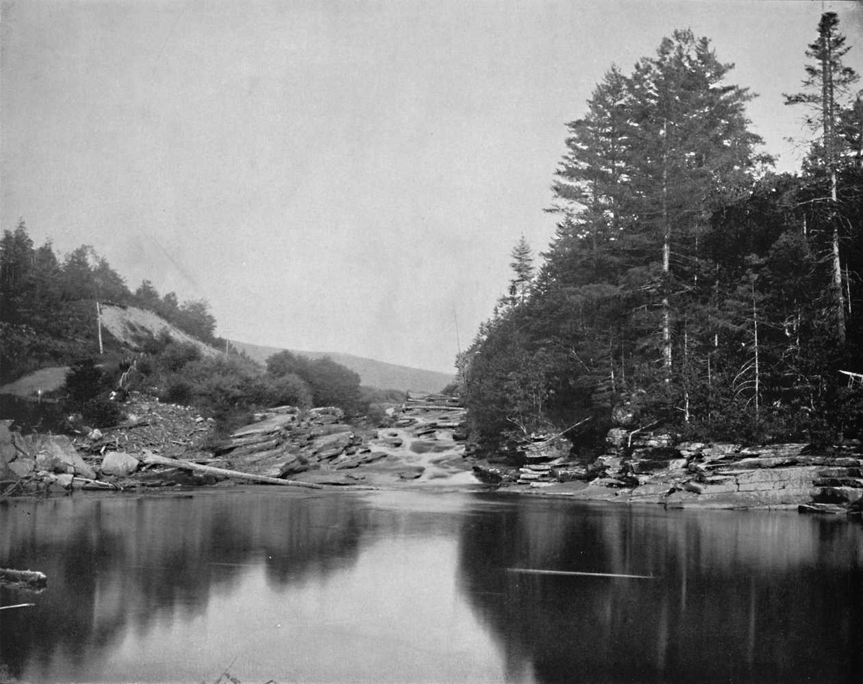 Am Ammonoosuc River, White Mountains, New Hampshire, ca. 1897 von Unbekannt