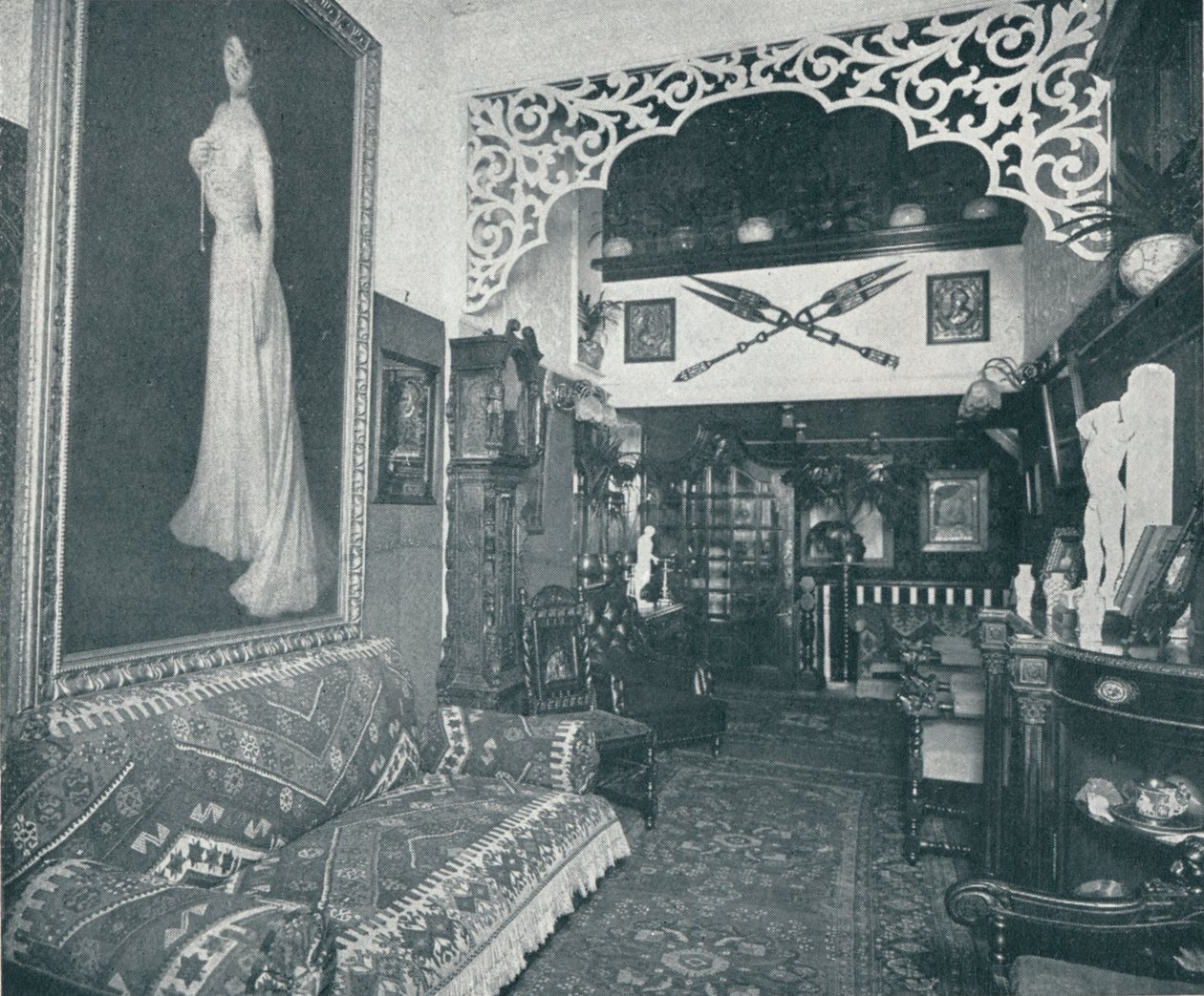 Einer der Empfangsräume im Sandow-Institut, um 1898 von Unbekannt