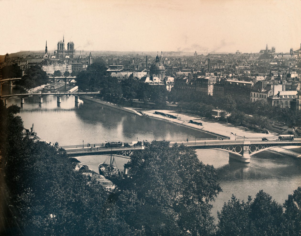 Paris. - Panorama Richtung Notre-Dame. - LL, ca. 1910 von Unbekannt