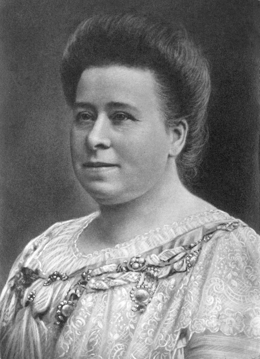 Porträt einer Frau, möglicherweise Walter Nürnbergs Großmutter, Deutschland 1910 (retuschiert) von Unbekannt