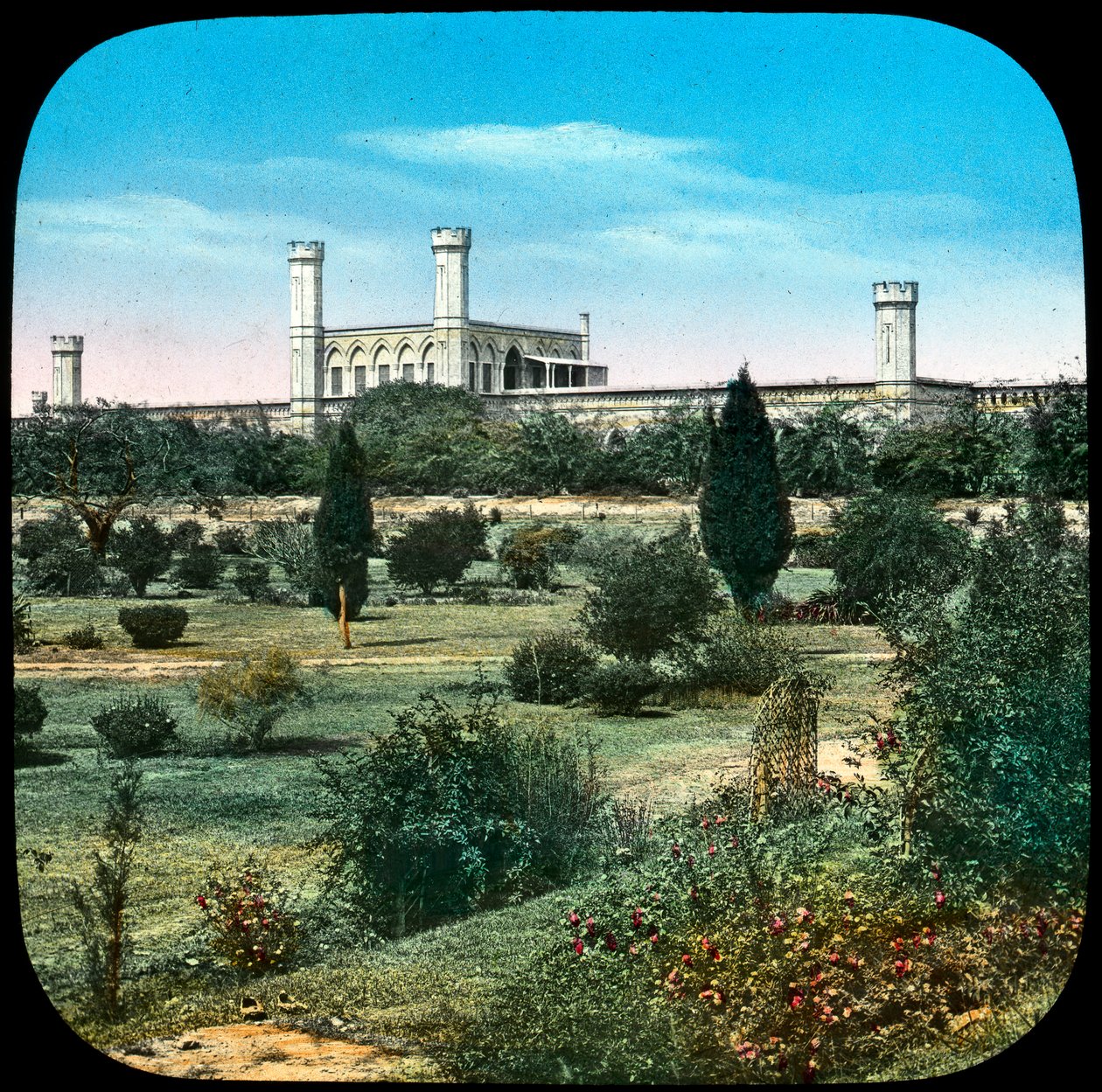 Bahnhof, vom Queens Garden, Delhi, Indien, spätes 19. oder frühes 20. Jahrhundert von Unbekannt