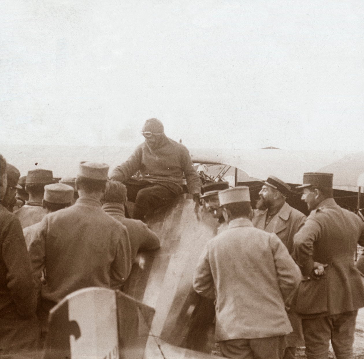 Rückkehr von einer Mission, ca. 1914-1918 von Unbekannt