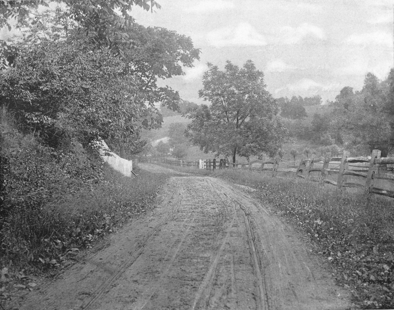 Straße entlang des Brandywine, Pennsylvania, USA, um 1900 von Unbekannt