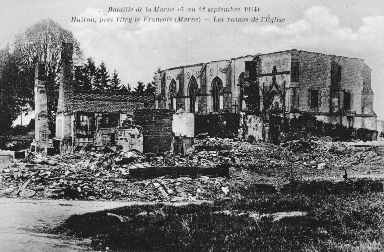 Zerstörte Kirche, Huiron, Frankreich, Schlacht an der Marne, Erster Weltkrieg, 1914 von Unbekannt