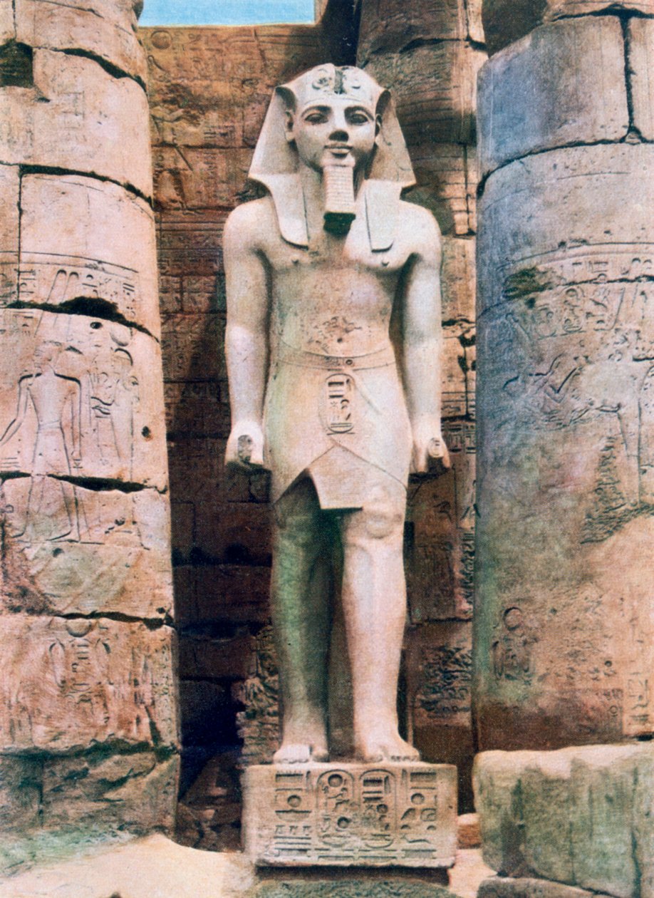 Statue von Ramses II, Luxor, Ägypten, 20. Jahrhundert von Unbekannt