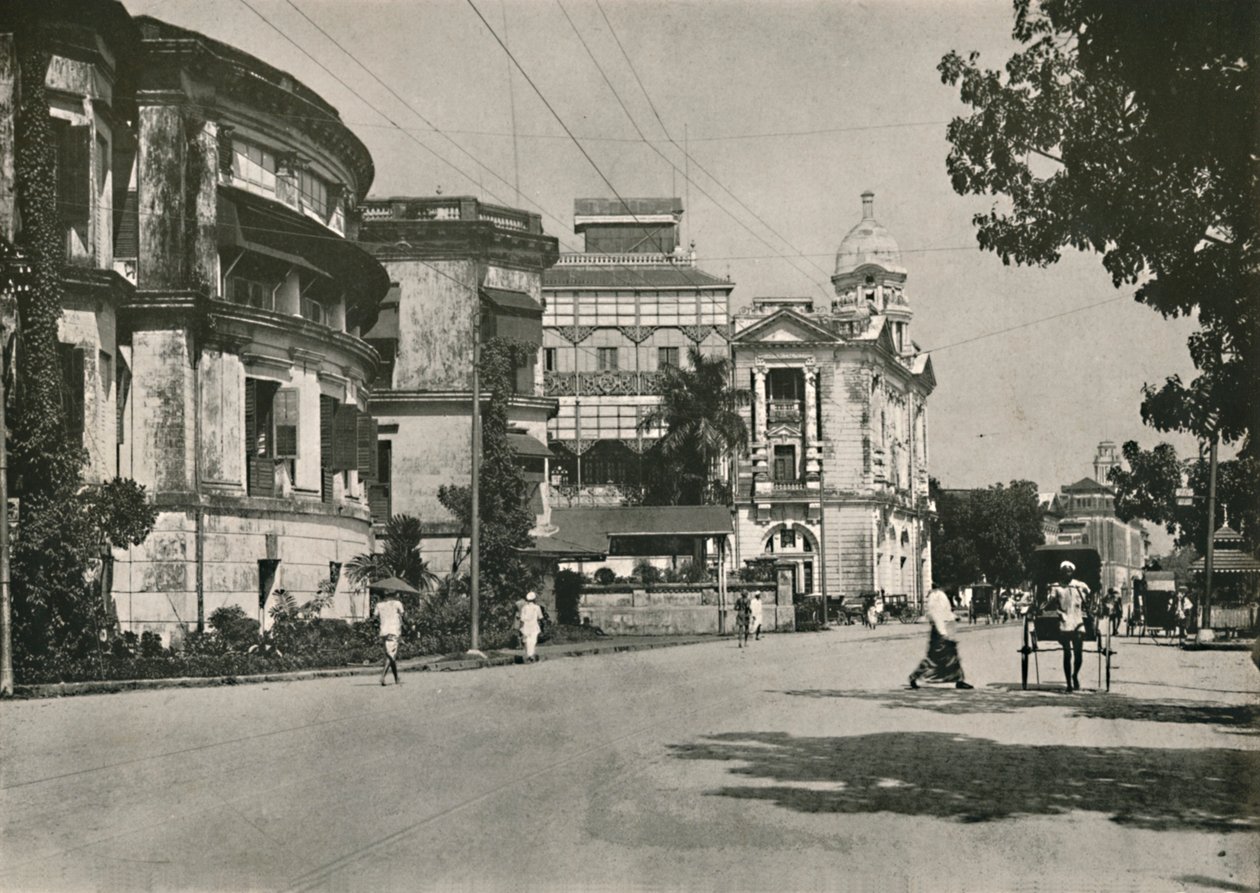 Strandstraße, Rangoon. - Postamt, Imperial Bank of India. Zollhaus in der Ferne, 1900 von Unbekannt