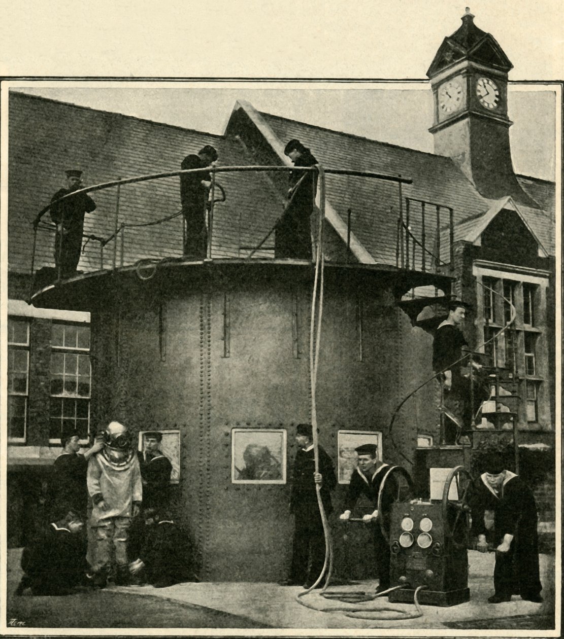 Der Tauchertank in Portsmouth, wo Taucher ausgebildet werden, 1901 von Unbekannt