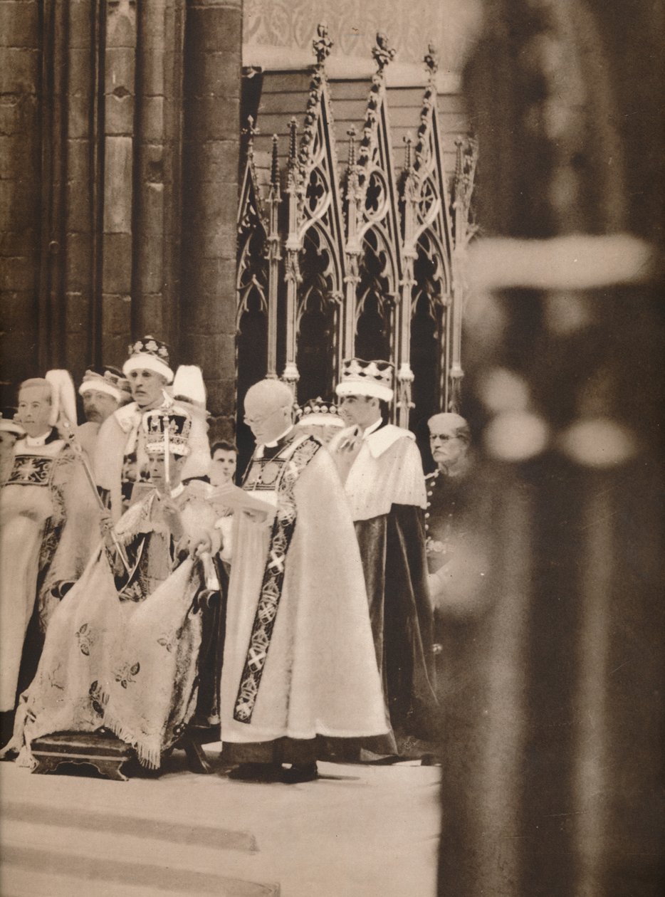 Die Inthronisation Seiner Majestät, der gekrönt und geszeptert zu sehen ist, 1937 von Unbekannt