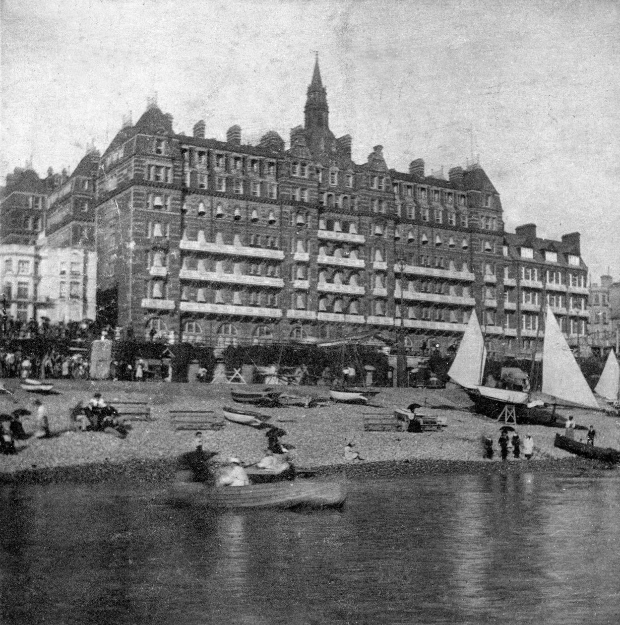 Das Metropole Hotel, Brighton, East Sussex, spätes 19. Jahrhundert von Unbekannt