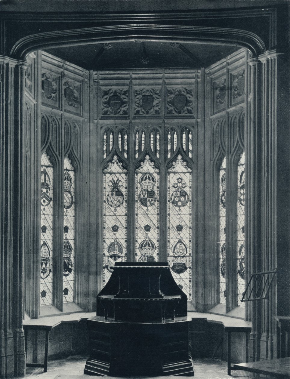 Das Erkerfenster in der Halle, 1926 von Unbekannt
