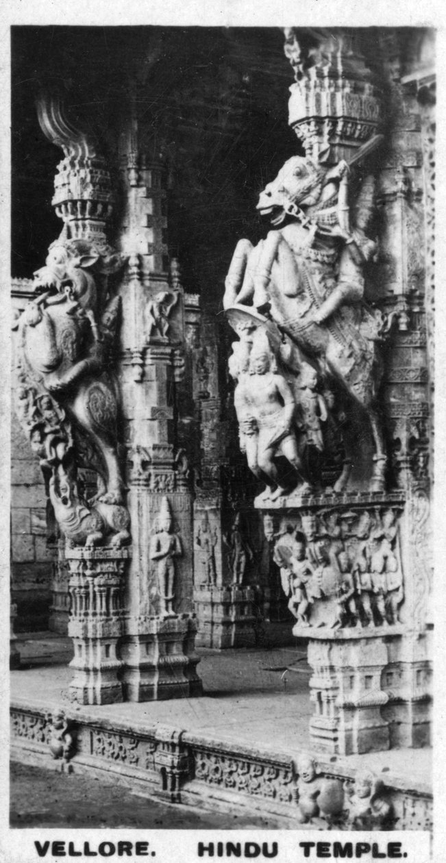 Die Eingangshalle eines Hindu-Tempels, Vellore, Indien, um 1925 von Unbekannt