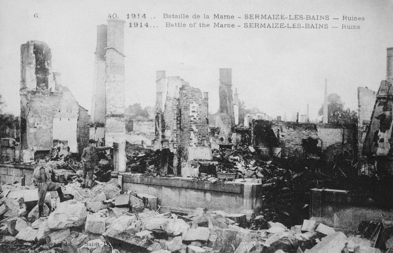 Die Ruinen von Sermaize-Les-Bains, Frankreich, Schlacht an der Marne, Erster Weltkrieg von Unbekannt