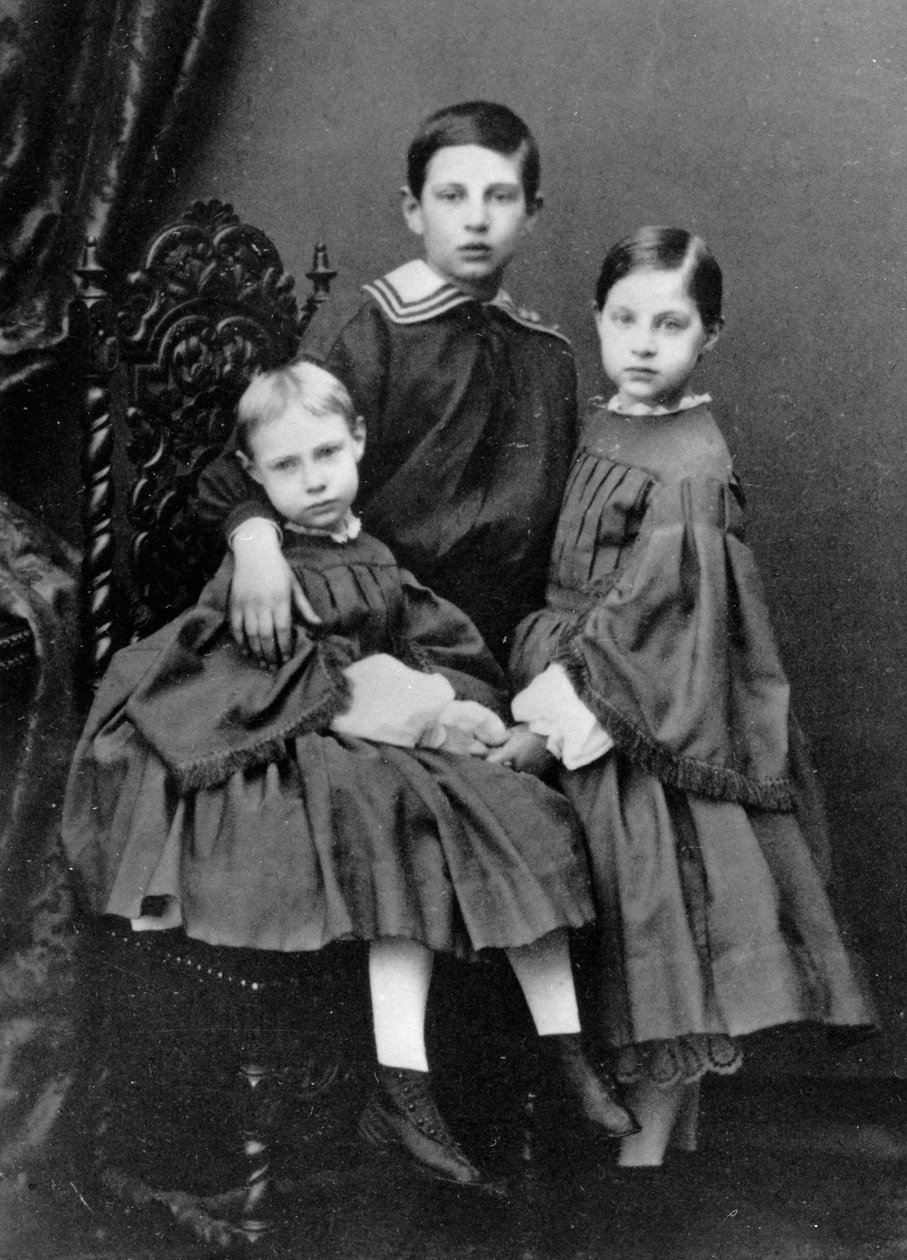 Die drei ältesten Kinder des Großherzogs Konstantin Nikolajewitsch von Russland, ca. 1860-1861 von Unbekannt