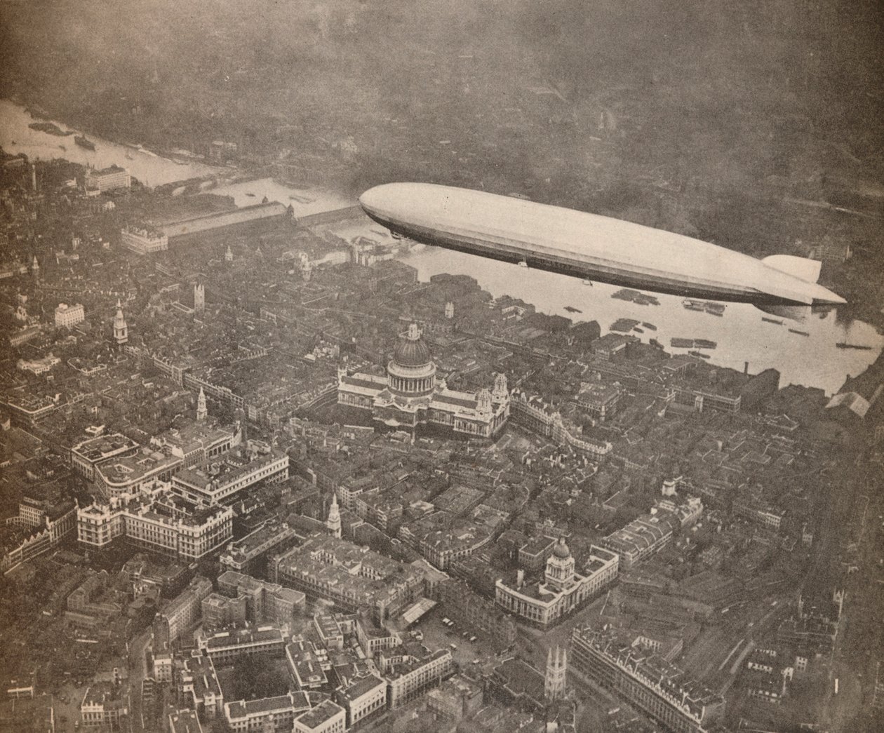 Die Tour des Graf Zeppelin über Großbritannien, August 1931, 1931-1935 von Unbekannt