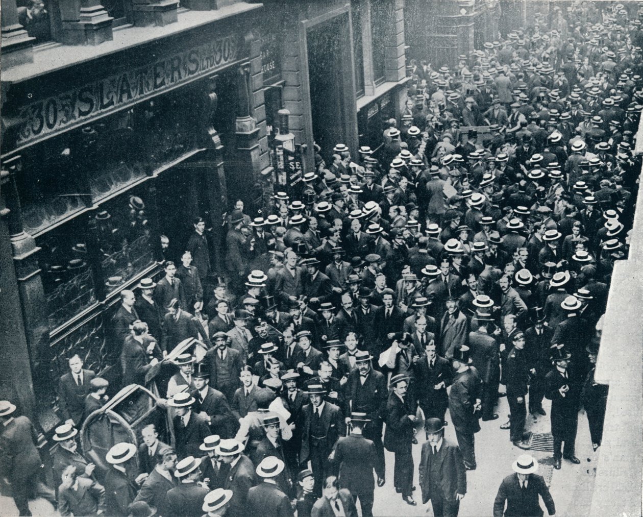 Die Kriegskrise in der Stadt: Die Schließung der Londoner Börse, 1914 von Unbekannt