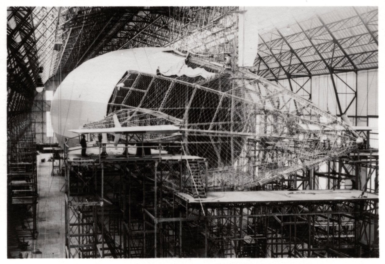 Zeppelin LZ 126 im Bau, Friedrichshafen, Deutschland von Unbekannt