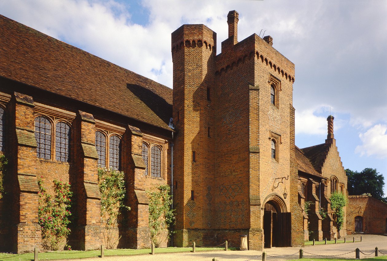 Außenansicht des Alten Palastes von Hatfield House, Hertfordshire, erbaut in den 1480er Jahren von Unbekannt Unbekannt