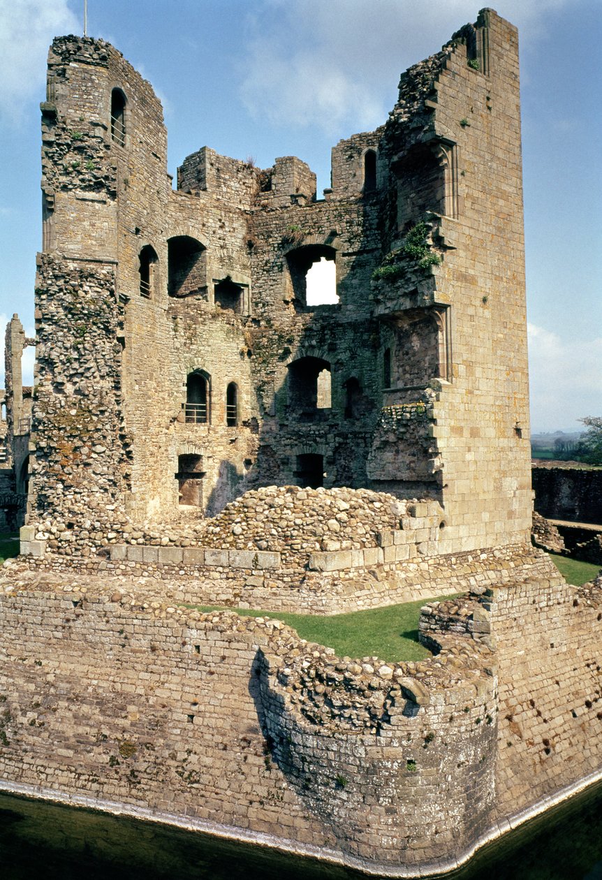 Außenansicht des Keeps, Raglan Castle, Monmouthshire, Südwales von Unbekannt Unbekannt