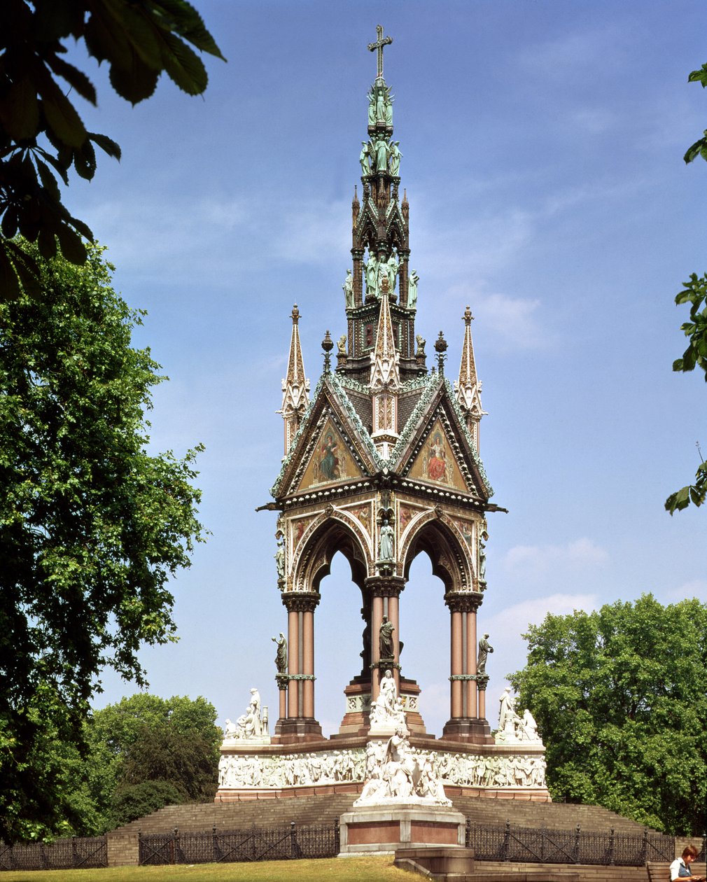 Das Albert Memorial von der Albert Hall von Unbekannt Unbekannt