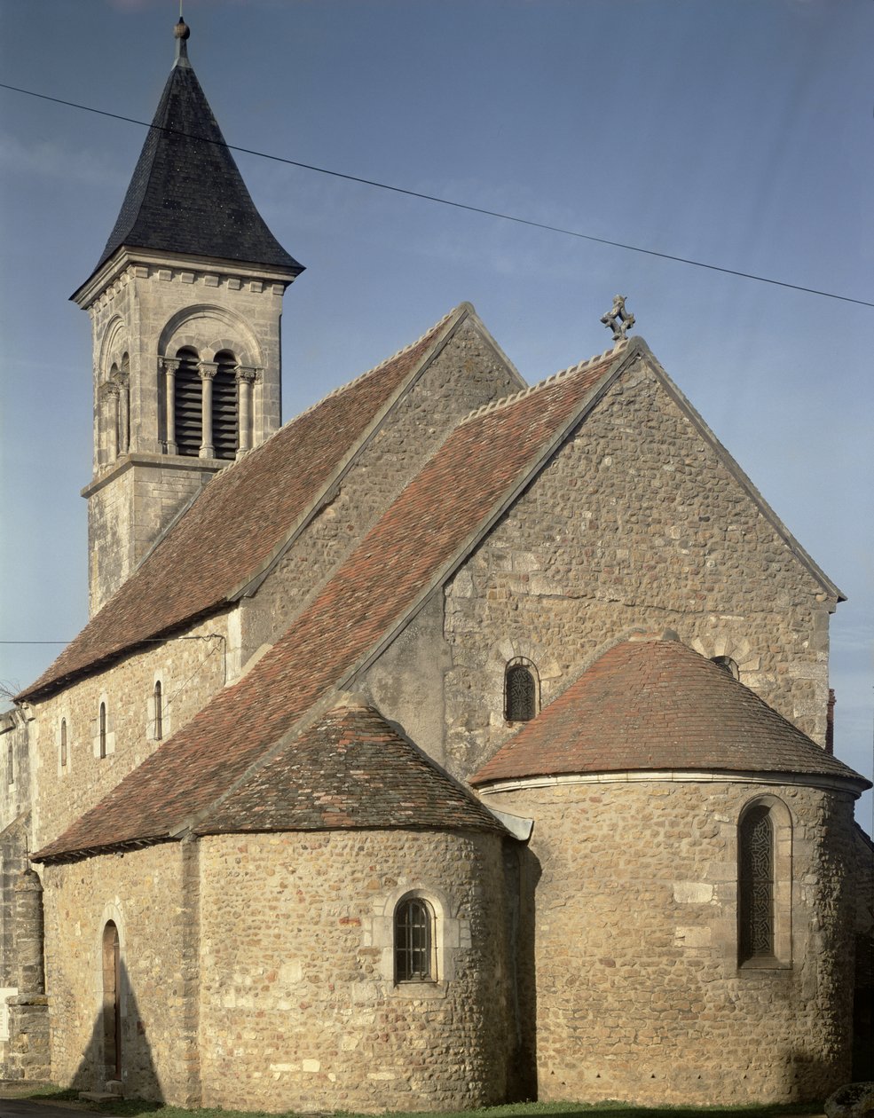 Kirche St. Martin, Vic, Berry, Frankreich, erbaut im 12. Jahrhundert von Unbekannt