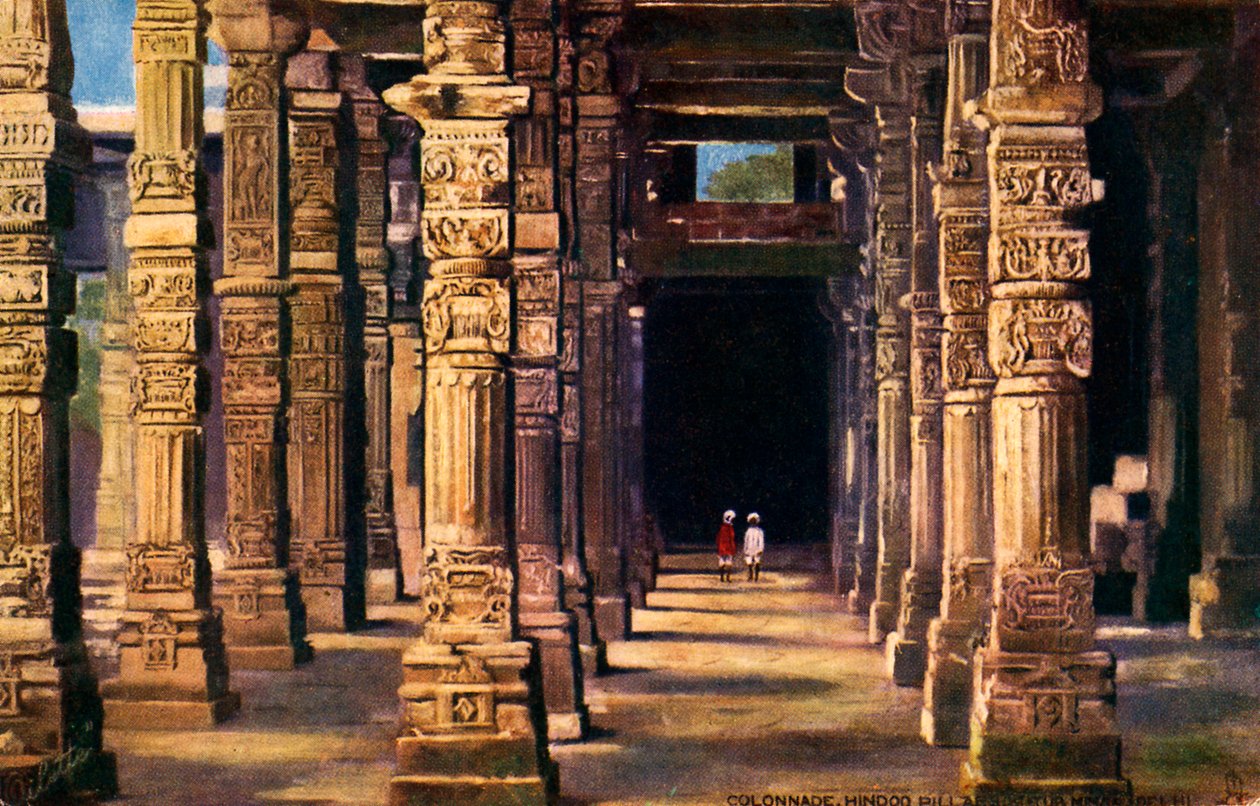 Kolonnade mit hinduistischen Schnitzereien, Qutb Minar, frühes 20. Jahrhundert von Unbekannter Künstler