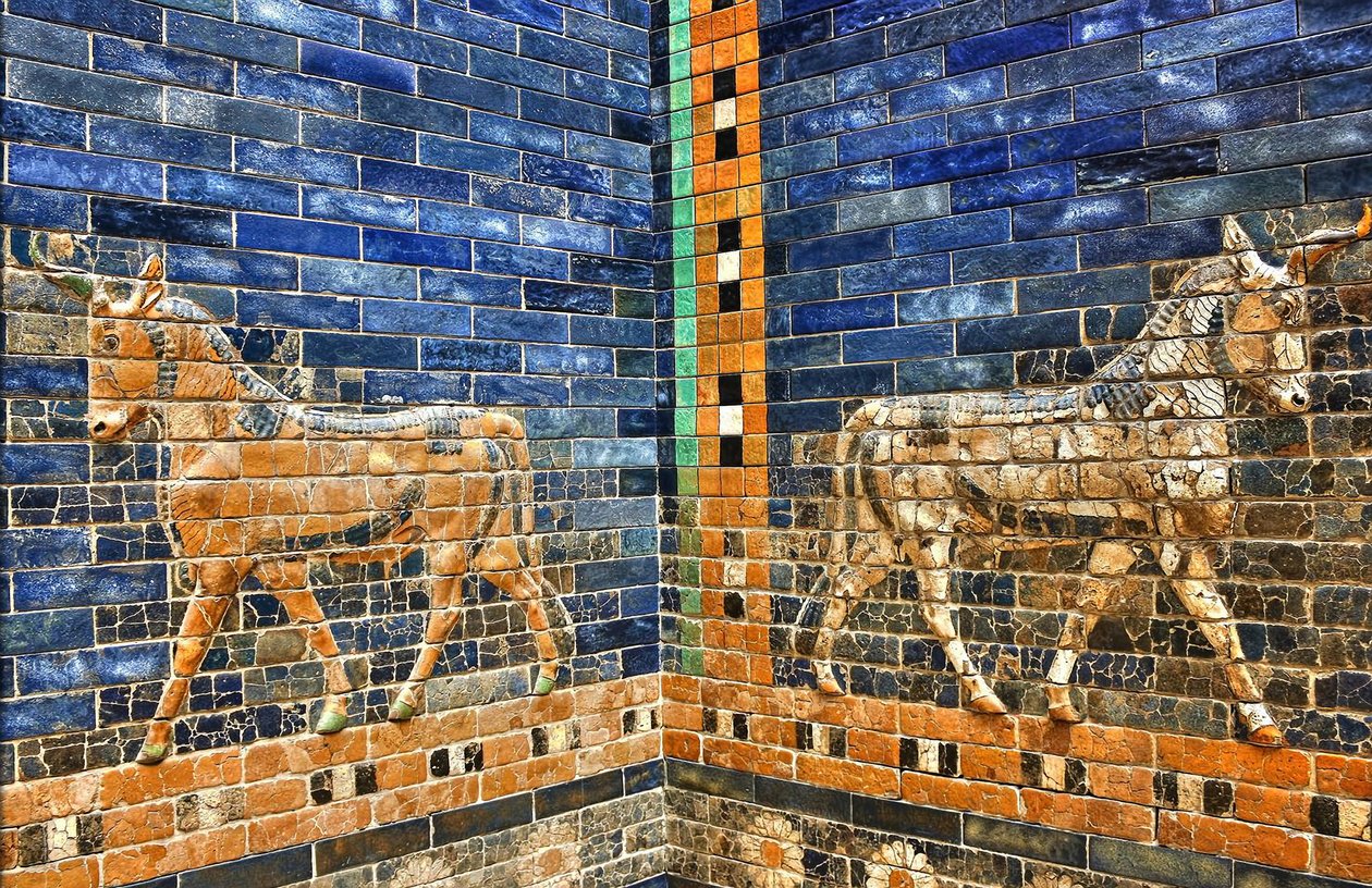 Detail der Rekonstruktion des Ischtar-Tores aus den 1930er Jahren, Pergamonmuseum, Berlin, Deutschland von Unbekannter Künstler