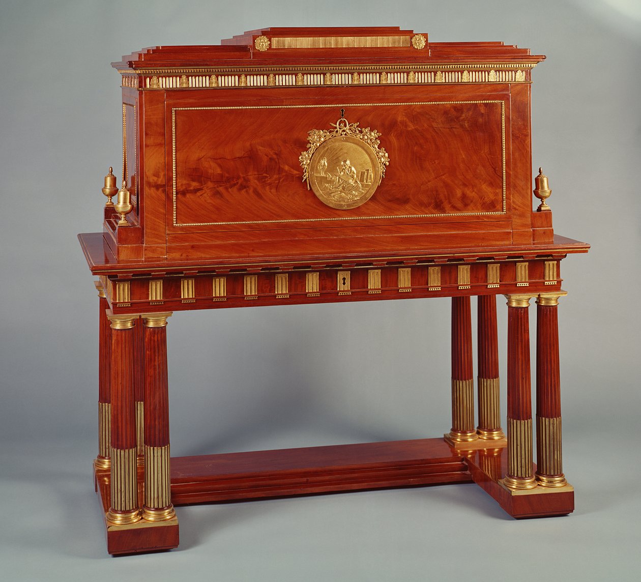 Kaiserlicher Mahagoni-Sekretär, von David Roentgen (1743-1807), Deutsch von Unbekannt