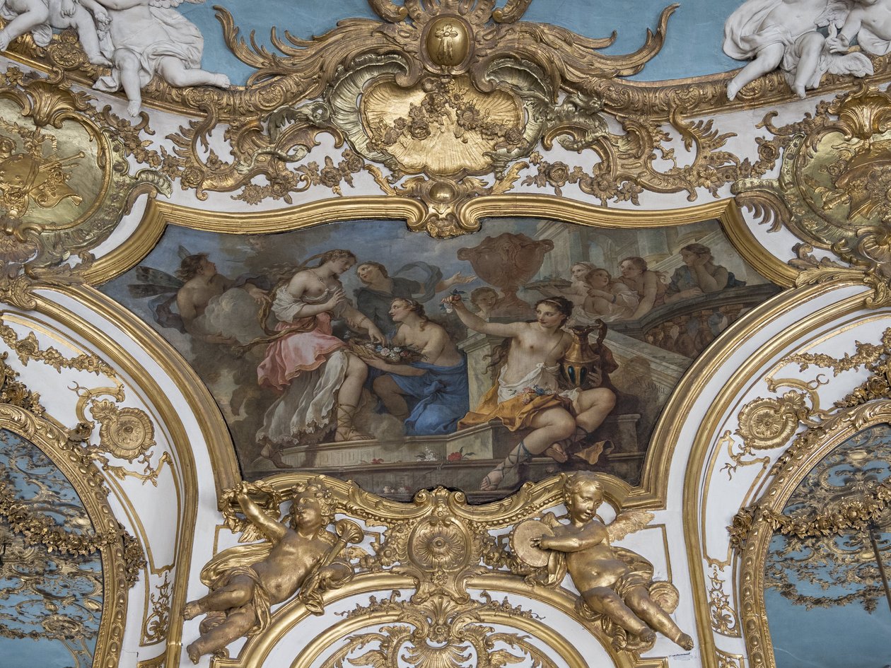 Nymphen bieten Blumen in Psyche an der Schwelle des Palastes der Liebe an. Gemälde von Charles Joseph Natoire (1700-1777) von Unbekannt