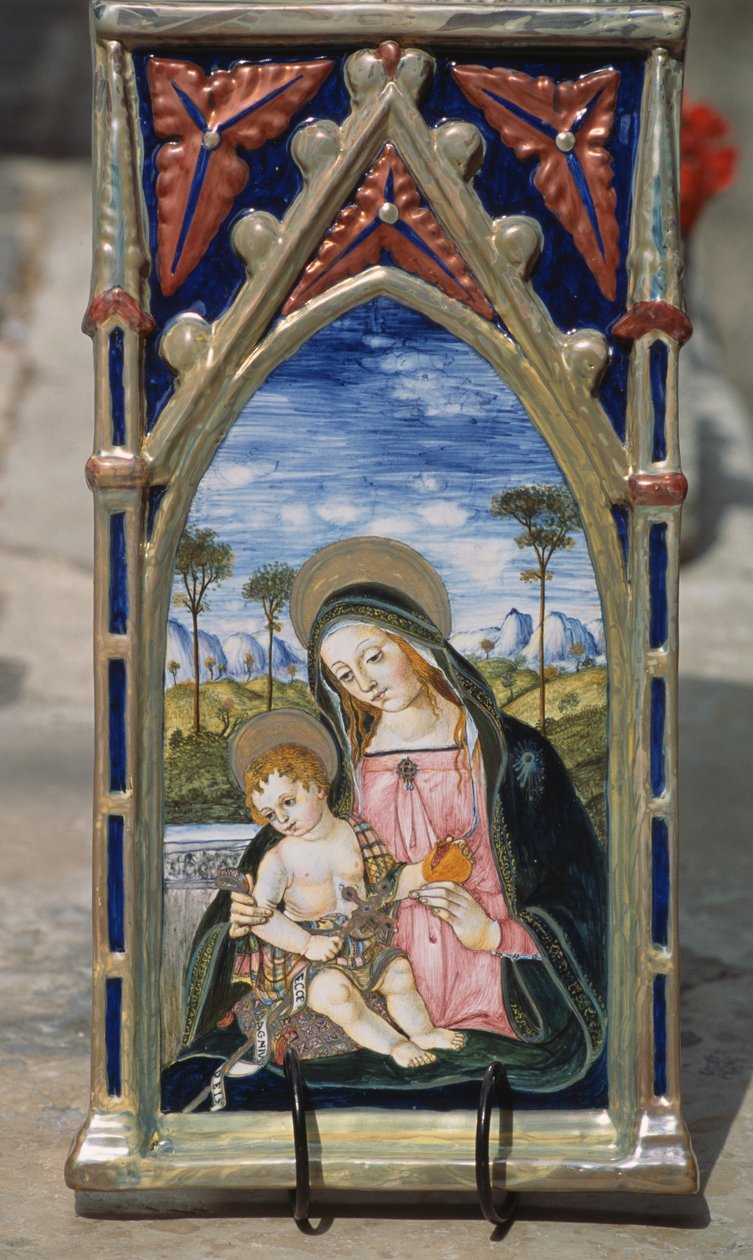 Bemalte Keramikfliese, die Madonna und Kind darstellt, Gualdo Tadino, Umbrien, Italien von William M. Timlin