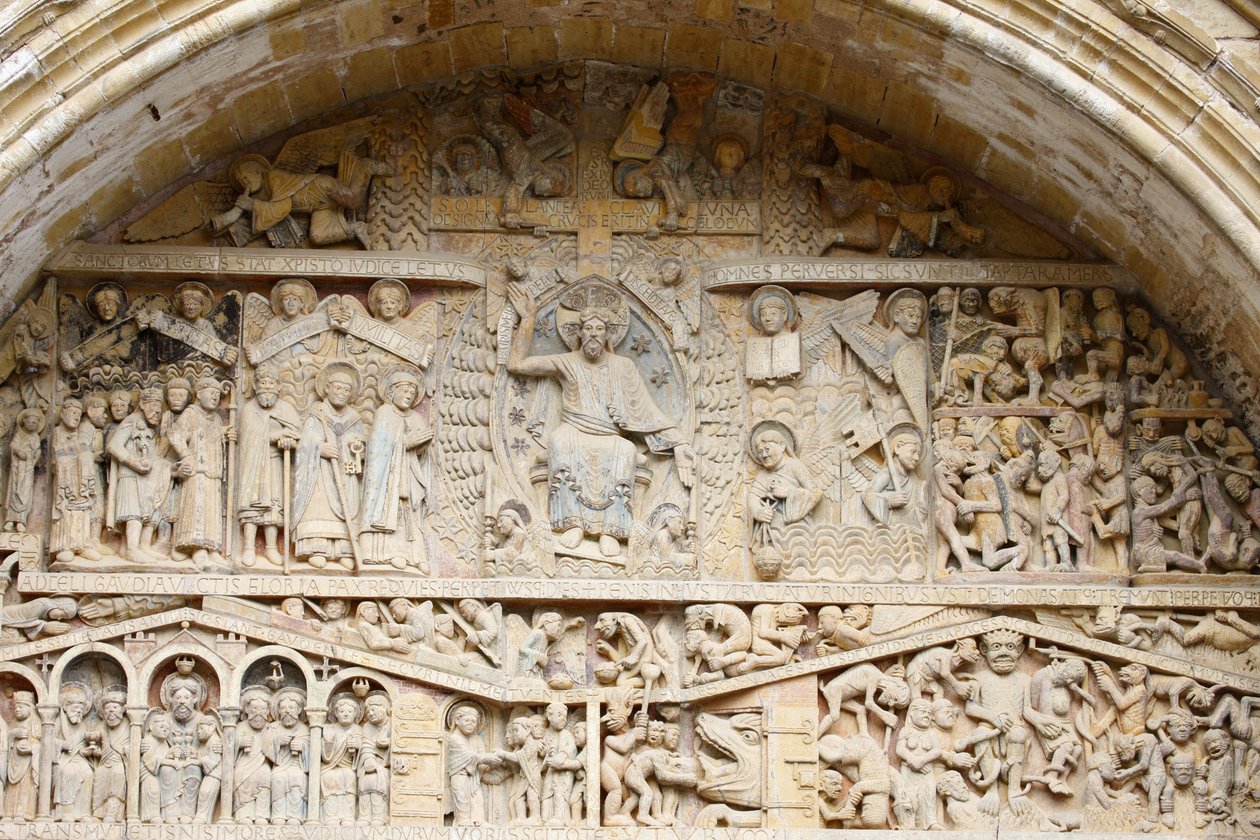 Tympanon der Abteikirche Sainte Foy: Christus in Herrlichkeit & Jüngstes Gericht, Conques, Frankreich von Unbekannt