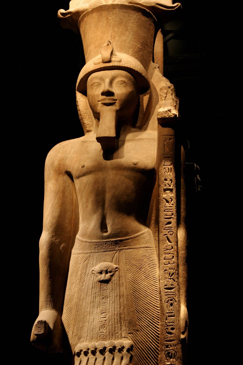 Statue des Pharaos Sethi II. (Seti oder Sety) (1200-1194 v. Chr.) der 19. Dynastie in rosa Gres, sie trägt ein Zepter mit dem Symbol des Gottes Amon, Ägyptisches Museum von Turin von Unknown